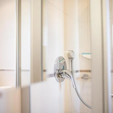 Kloana Waxlstoa * جارمش بارتنكيرشن