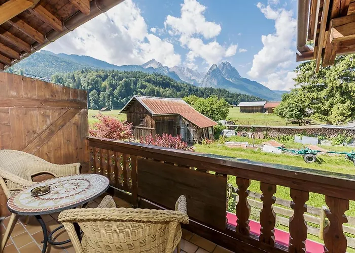 Kloana Waxlstoa Daire *