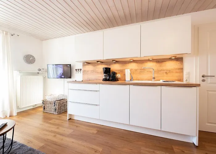 Kloana Waxlstoa Daire