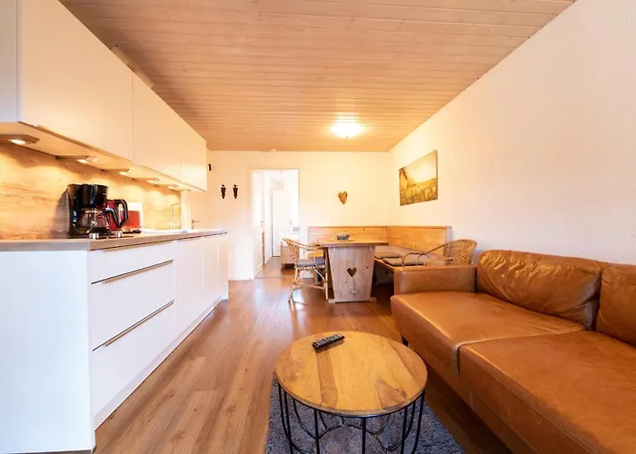 Daire Kloana Waxlstoa